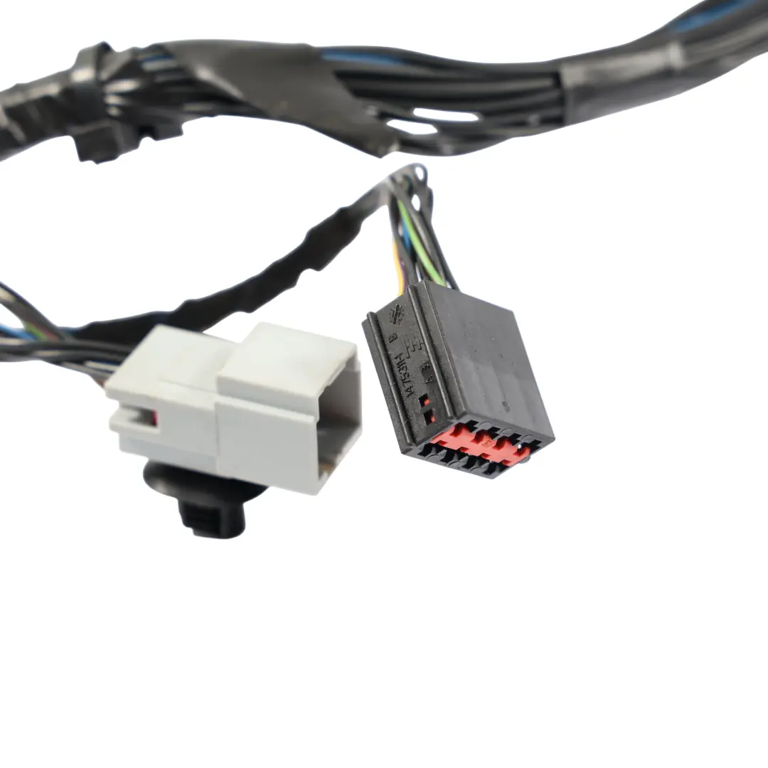 Ford Fiesta Mk7 Cableado Puerta Delantera Derecha - SKU 8V5T-14A584-AHH - Número de pieza 8V5T-14A584-AHH