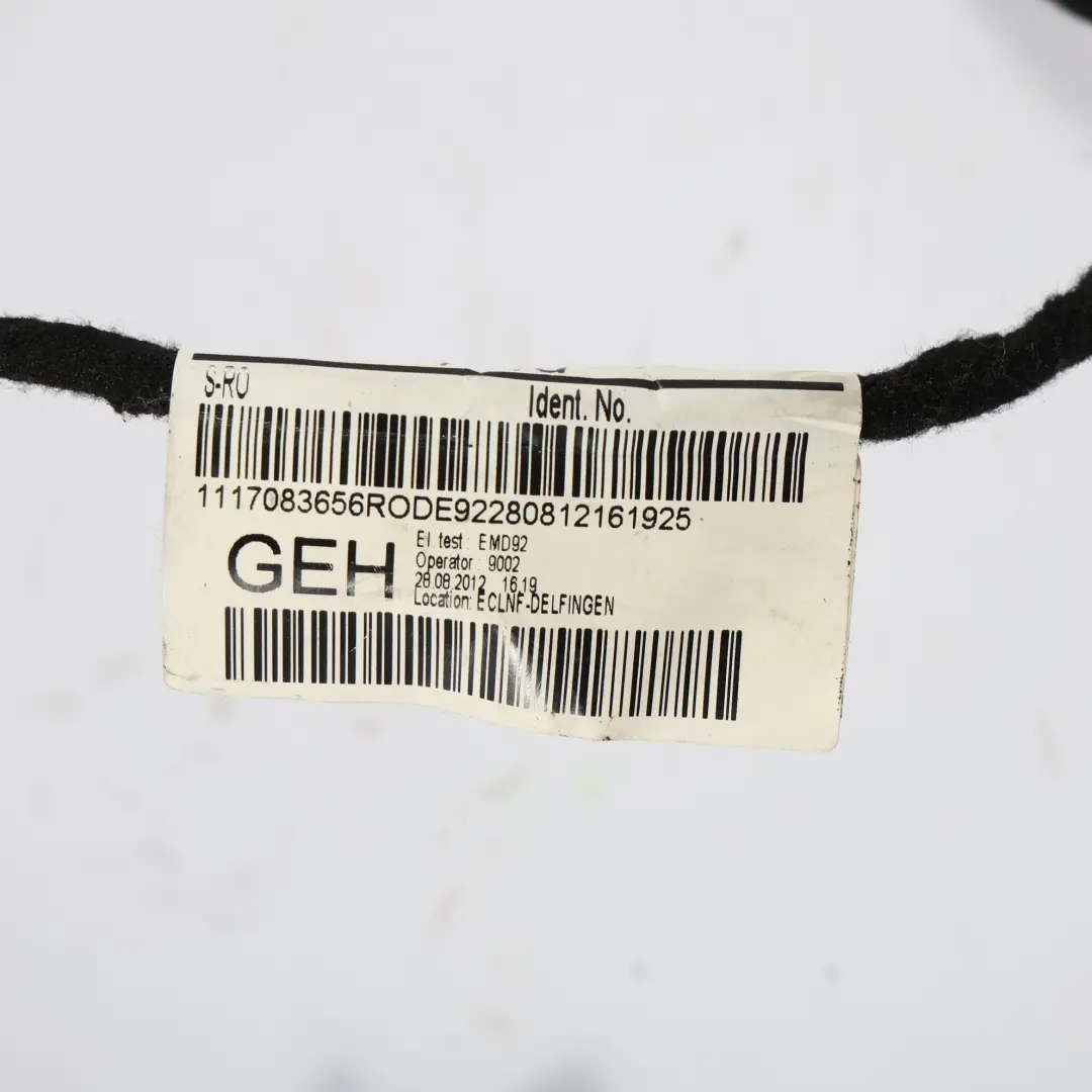 Cableado Puerta Trasera Izquierda para Ford Fiesta Mk7 con número de pieza 8V5T-14A584-GEH Ford Fiesta Mk7 Cableado Puerta Trasera Izquierda - SKU 8V5T-14A584-GEH - Número de pieza 8V5T-14A584-GEH