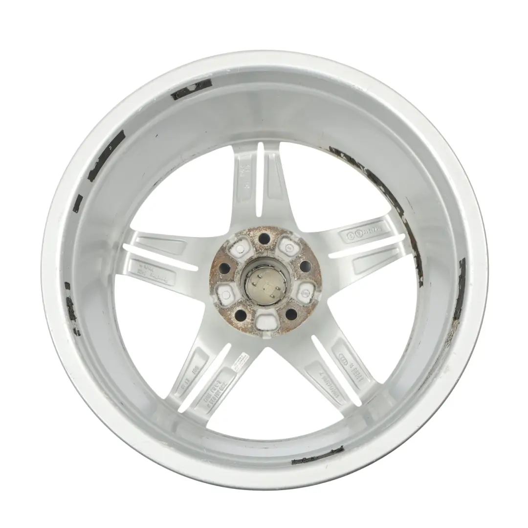 Llanta de aleación plateada Audi A4 B9 18" 8J ET:40 Doble Star Spoke para con número de pieza 8W0601025R Llanta de aleación plateada Audi A4 B9 18" 8J ET:40 Doble Star Spoke - SKU 8W0601025R-1 - Número de pieza 8W0601025R