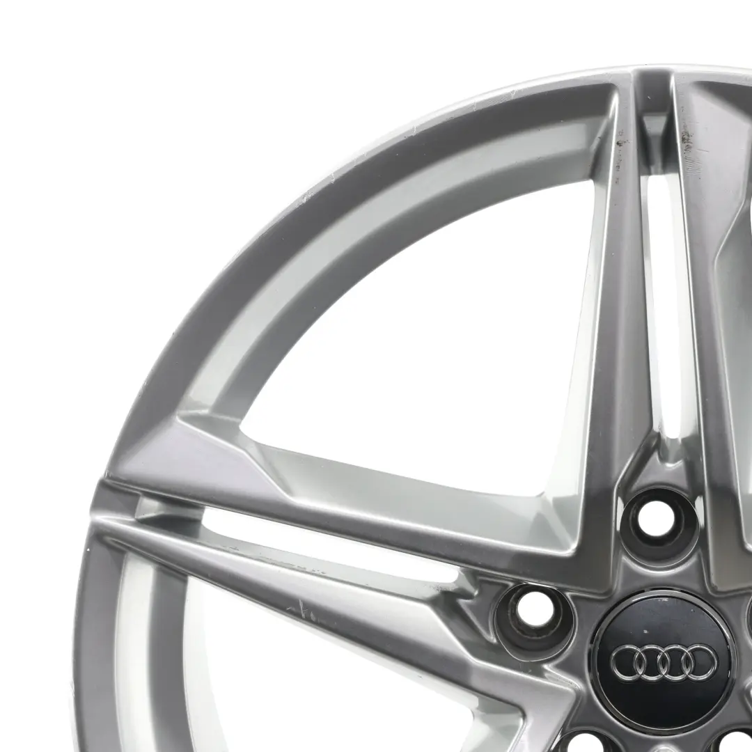 Audi A4 B9 Srebrna Felga Aluminiowa 18" 8J ET:40 - SKU 8W0601025R-1 - Numer Części 8W0601025R