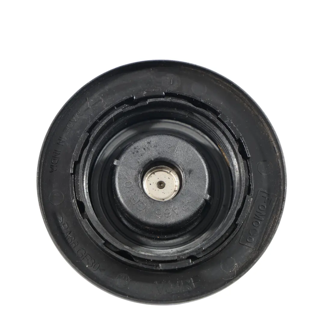 Korek Zbiornika Wyrównawczego Chłodzenia do Range Rover L405 o numerze 8W83-8101-AA Range Rover L405 Korek Zbiornika Wyrównawczego Chłodzenia - SKU 8W83-8101-AA - Numer Części 8W83-8101-AA