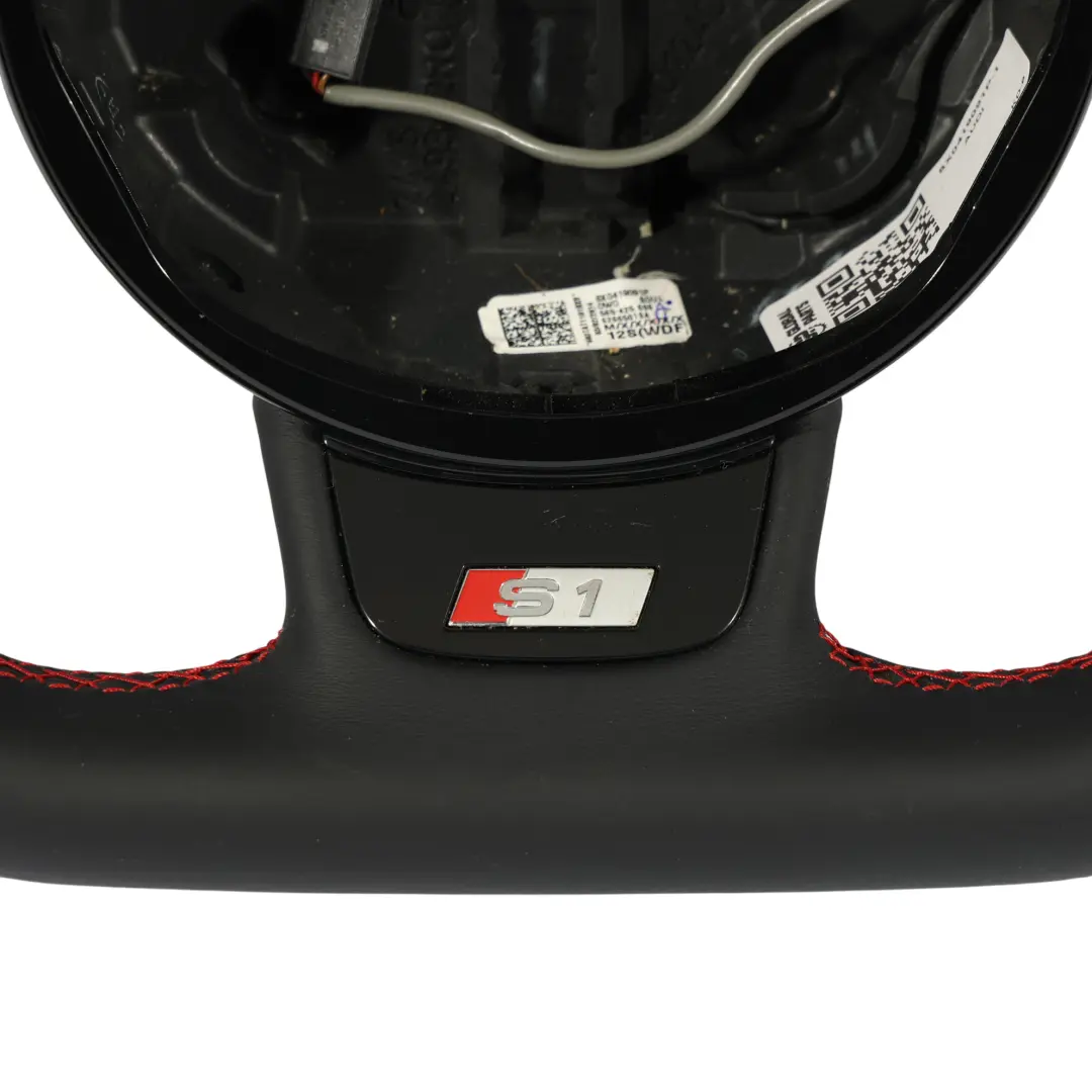 Audi A1 S1 8X Kierownica NOWA Czarna Skóra Ścięta Czerwona Nić - SKU 8X0419091P-1 - Numer Części 8X0419091P