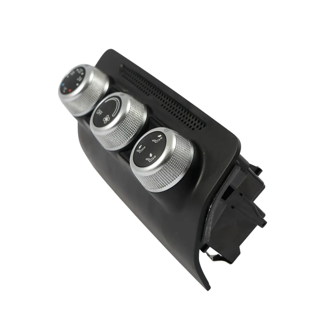 Audi A1 8X Panel Sterowania Klimatyzacją Przełącznik Przyciski - SKU 8X0820043 - Numer Części 8X0820043