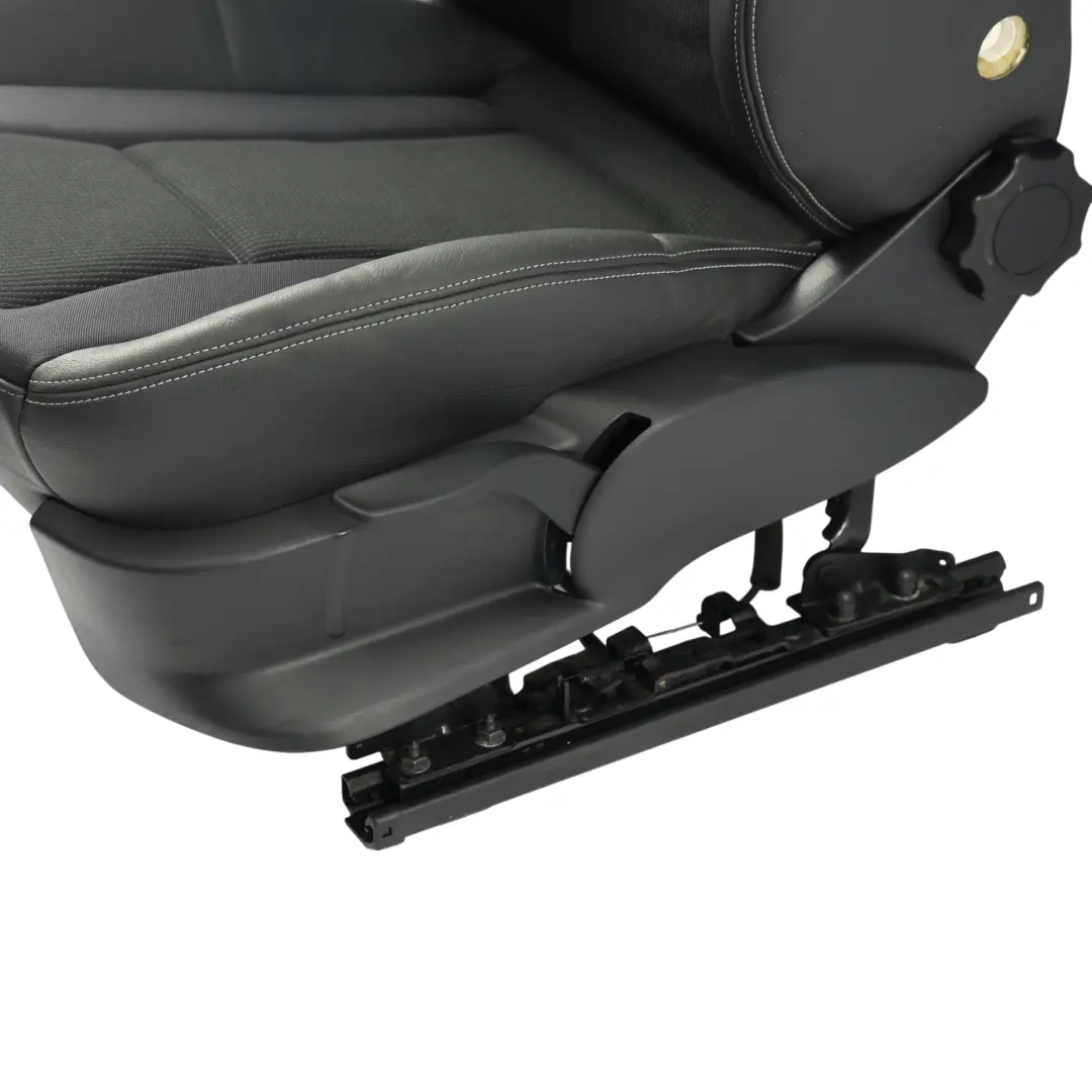 Audi A1 8X 3 Puertas Asientos Deportivos Delanteros Izquierdos Cuero Argento - SKU 8X0881805AB-1 - Número de pieza 8X0881805AB