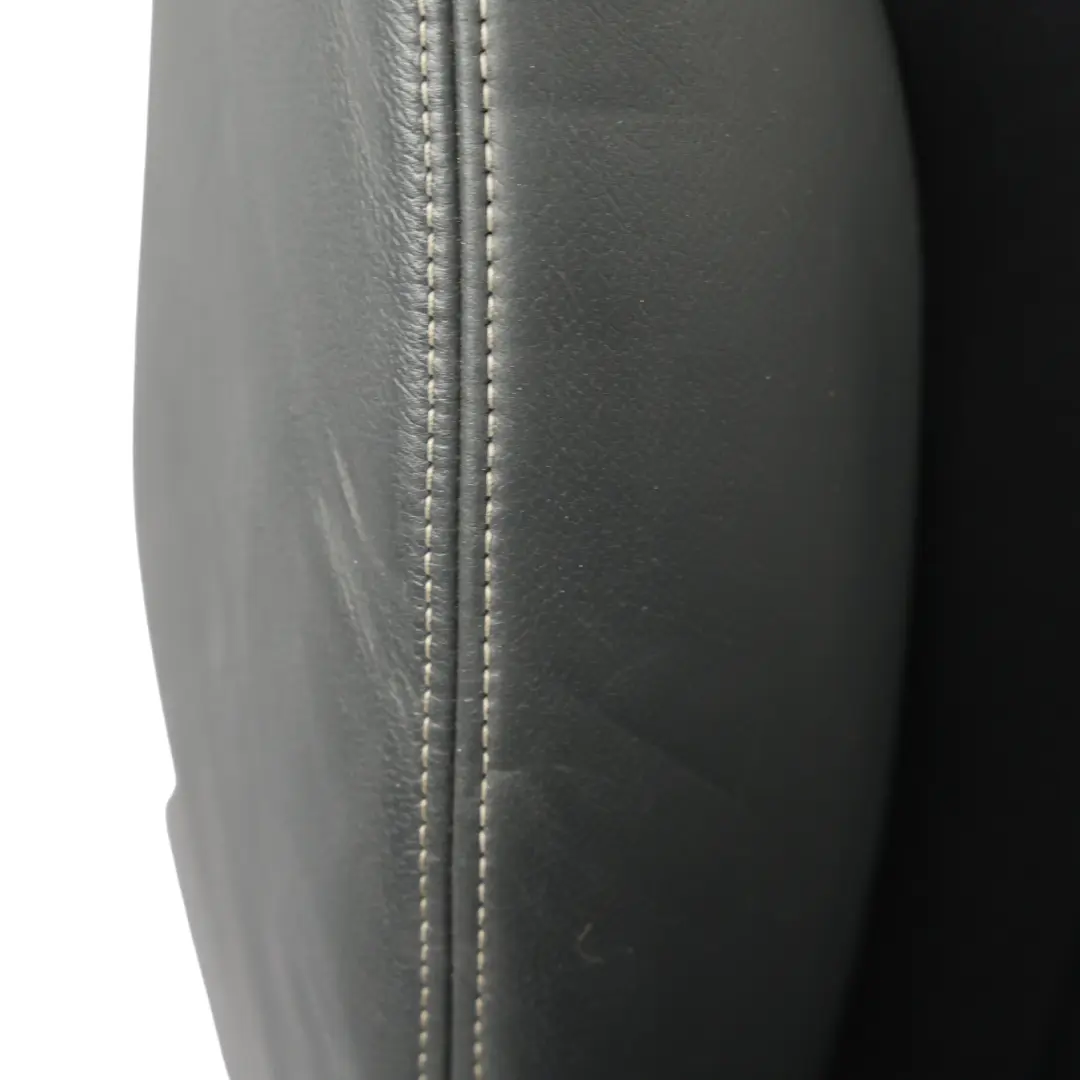 Siège Sport 3 Portes Avant Gauche Intérieur Demi-Cuir Soul Silver pour Audi A1 8X à propos du numéro de pièce 8X0881805AB Audi A1 8X Siège Sport 3 Portes Avant Gauche Intérieur Demi-Cuir Soul Silver - SKU 8X0881805AB-1 - Numéro de pièce 8X0881805AB