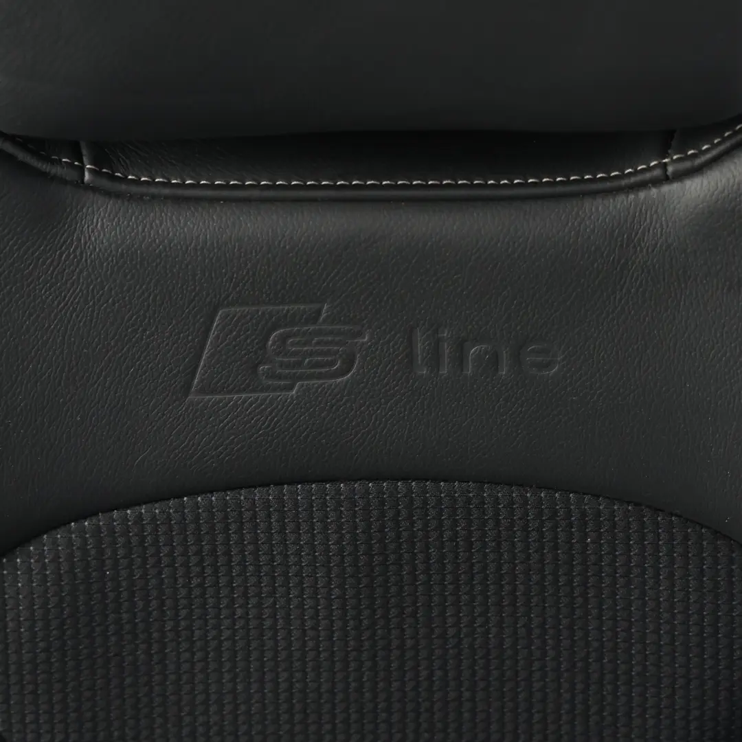 Siège Sport 3 Portes Avant Gauche Intérieur Demi-Cuir Soul Silver pour Audi A1 8X à propos du numéro de pièce 8X0881805AB Audi A1 8X Siège Sport 3 Portes Avant Gauche Intérieur Demi-Cuir Soul Silver - SKU 8X0881805AB-1 - Numéro de pièce 8X0881805AB