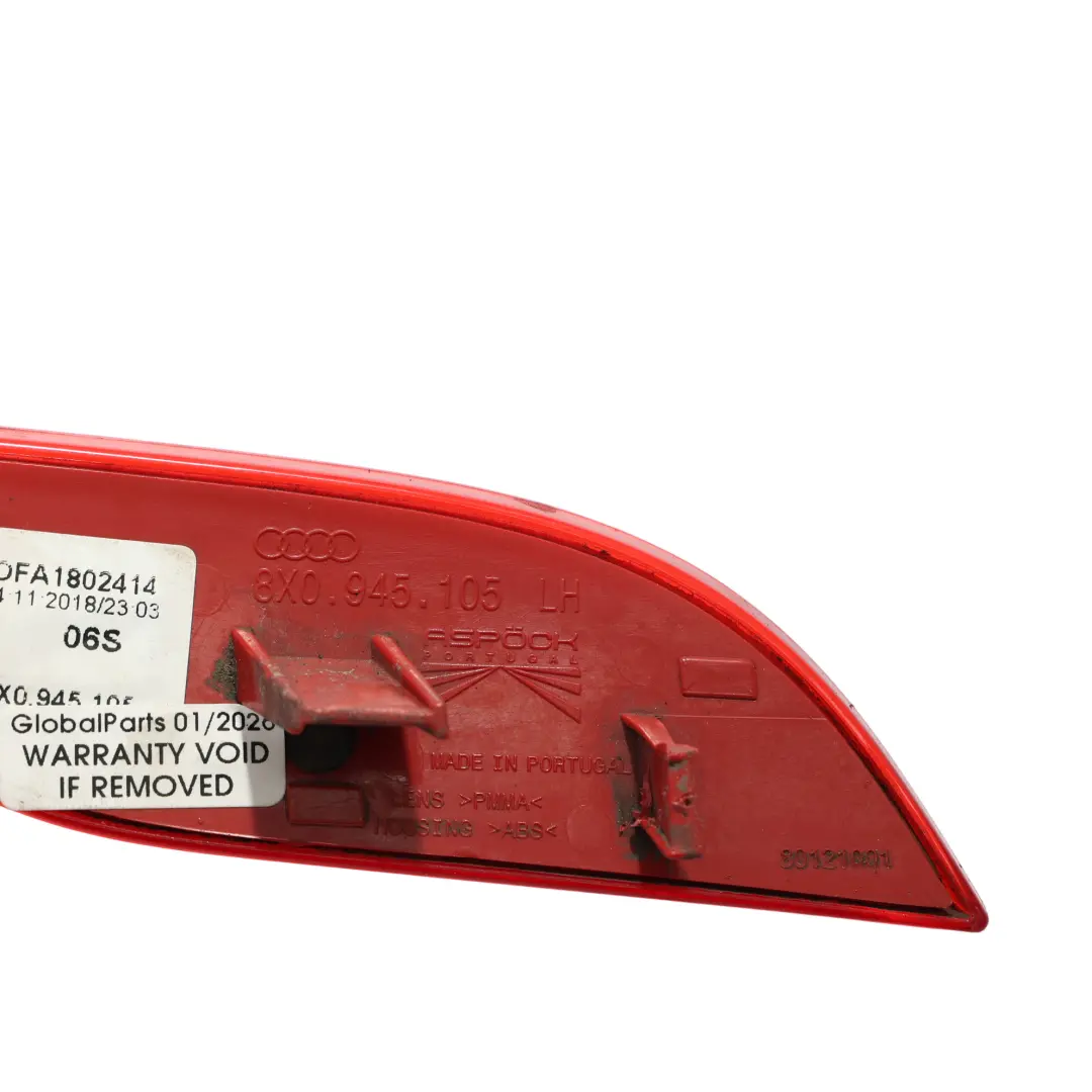 Audi A1 8X Parachoques Luz Reflector Panel Trim Trasero Izquierdo - SKU 8X0945105 - Número de pieza 8X0945105