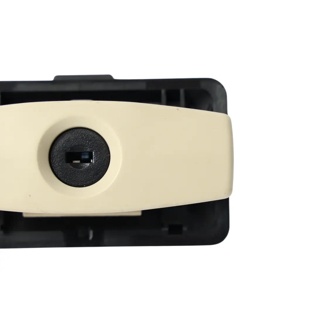 BMW E60 E61 Cruscotto Portaoggetti Serratura Maniglia Afferrare Crema Beige - SKU 9126662 - Numero di parte 9126662