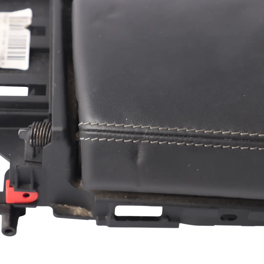 Coupé Leather Console Armrest Front Middle Black to BMW F06 Gran with Part number 9241722 BMW F06 Gran Coupé Leather Console Armrest Front Middle Black - SKU 9241722 - Part number 9241722