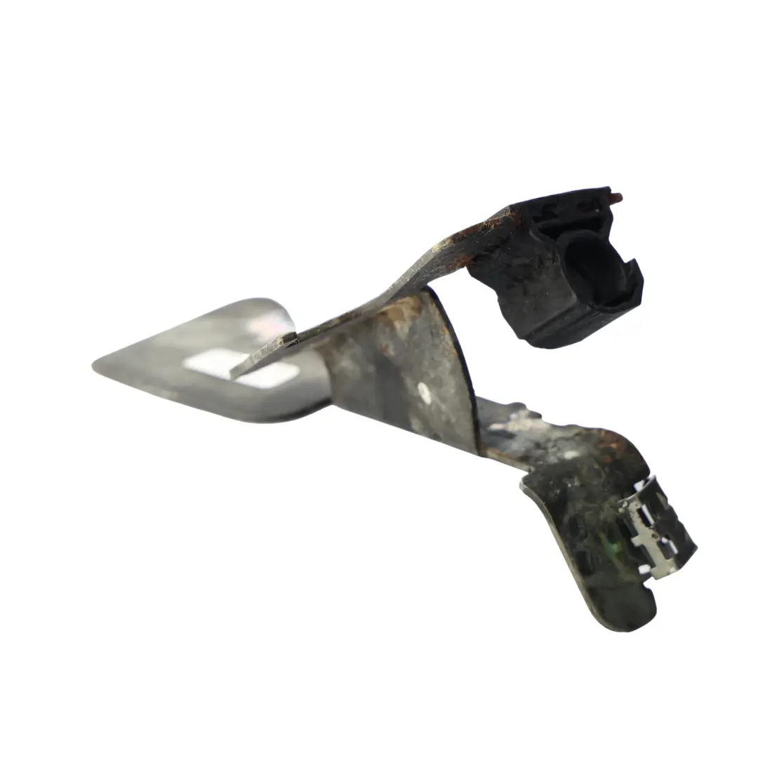 Alternator Holder Bracket Trim to Porsche Cayenne Turbo 9PA with Part number 94860713103 Porsche Cayenne Turbo 9PA Alternator Holder Bracket Trim - SKU 94860713103 - Part number 94860713103