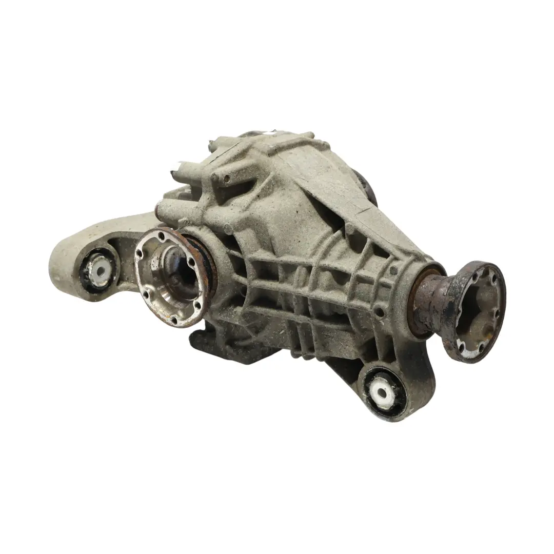 Trasero Diferencial 3.7 GARANTIA para Porsche Cayenne Turbo 9PA 4.5 V8 con número de pieza 95533201051 Porsche Cayenne Turbo 9PA 4.5 V8 Trasero Diferencial 3.7 GARANTIA - SKU 95533201051 - Número de pieza 95533201051