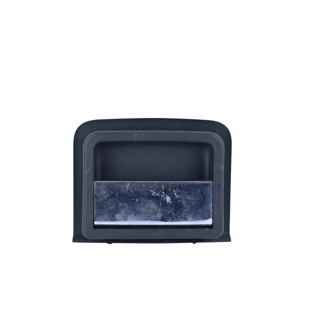 Manija De Agarre Para El Piso Del Maletero para Porsche Cayenne 9PA 955 con número de pieza 95555111500 Porsche Cayenne 9PA 955 Manija De Agarre Para El Piso Del Maletero - SKU 95555111500 - Número de pieza 95555111500