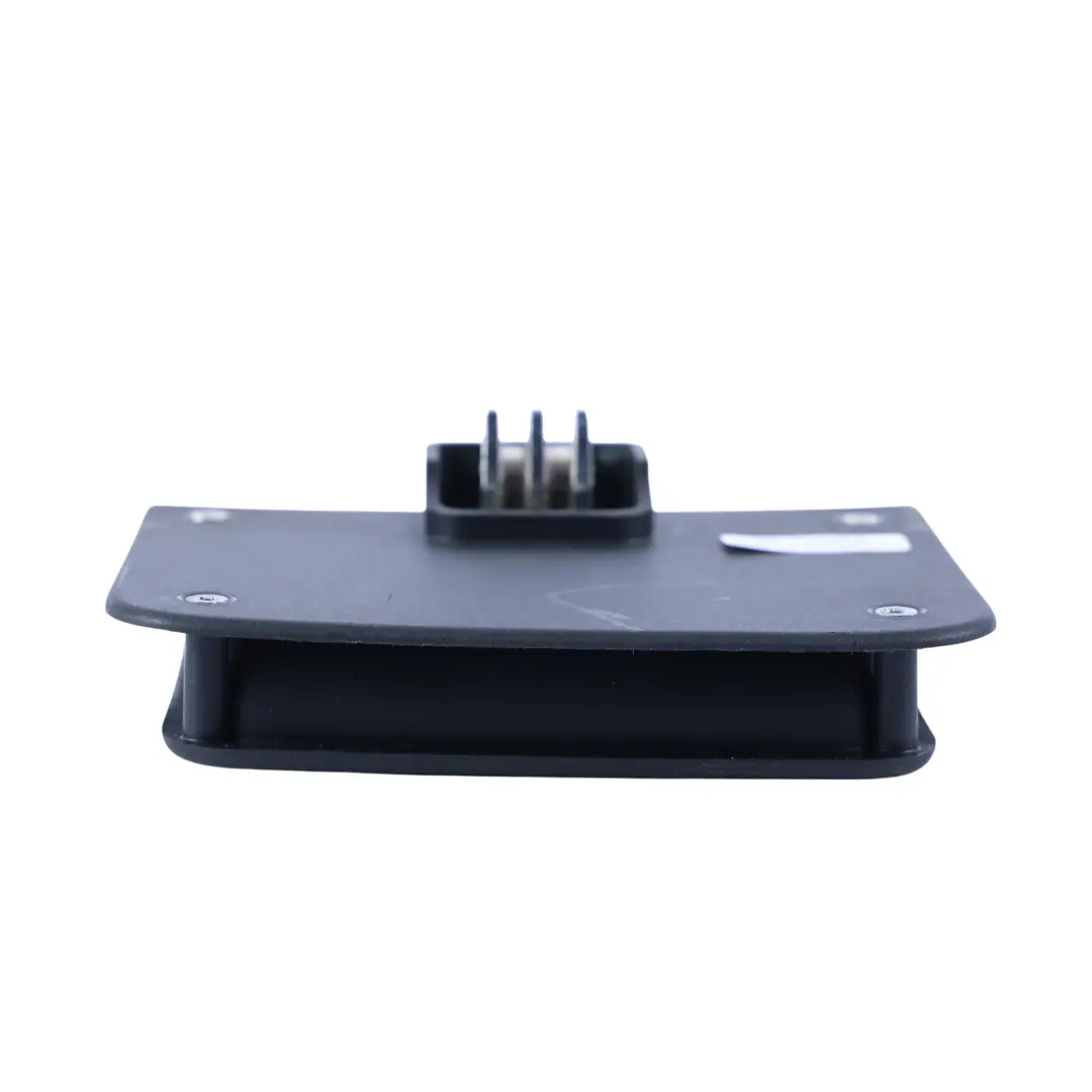 Manija De Agarre Para El Piso Del Maletero para Porsche Cayenne 9PA 955 con número de pieza 95555111500 Porsche Cayenne 9PA 955 Manija De Agarre Para El Piso Del Maletero - SKU 95555111500 - Número de pieza 95555111500