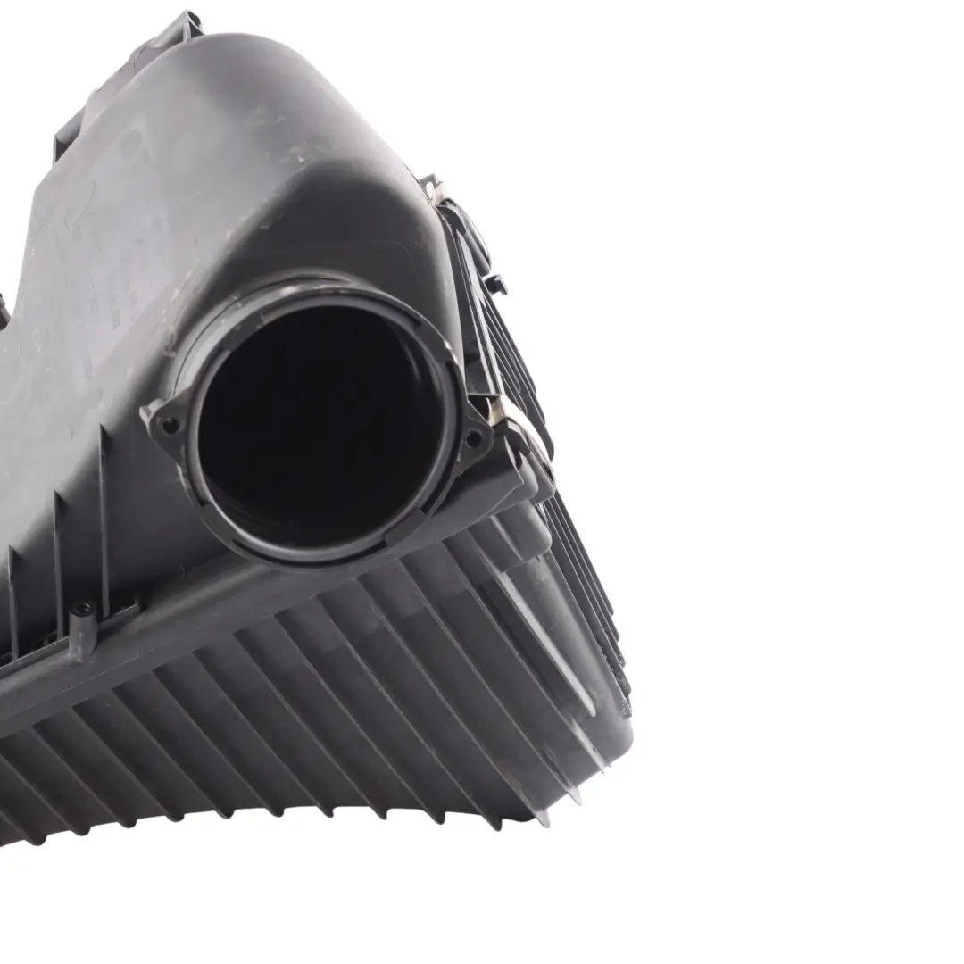 Porsche Cayenne 92A Air Filter Box Housing Muffler 3.0 TDI Diesel 7P0129601 - SKU 95811002240 - Part number 95811002240