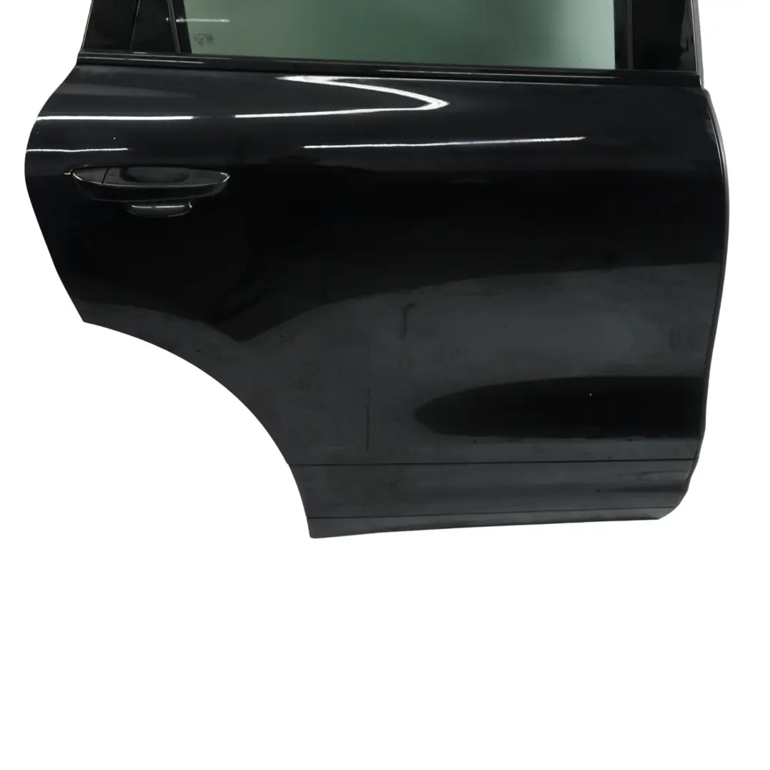 Porsche Cayenne 92A Drzwi Tylne Prawe Jet Black Metallic - C9X - SKU 95853301200-JBL - Numer Części 95853301200