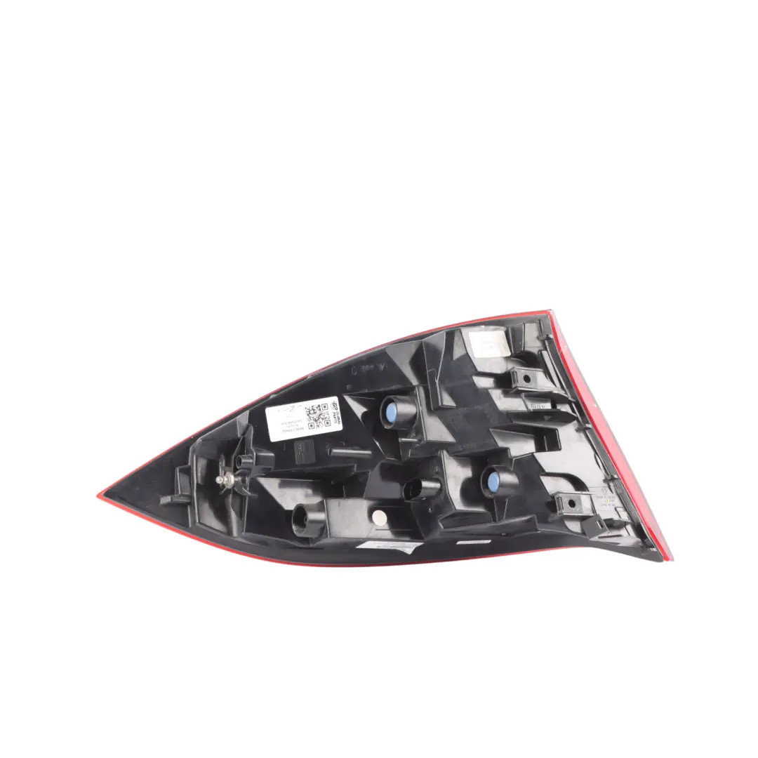 Taillight Tailgate Light Lamp Right O/s to Porsche Cayenne 92a Rear with Part number 95863109622 Porsche Cayenne 92a Rear Taillight Tailgate Light Lamp Right O/s - SKU 95863109622 - Part number 95863109622