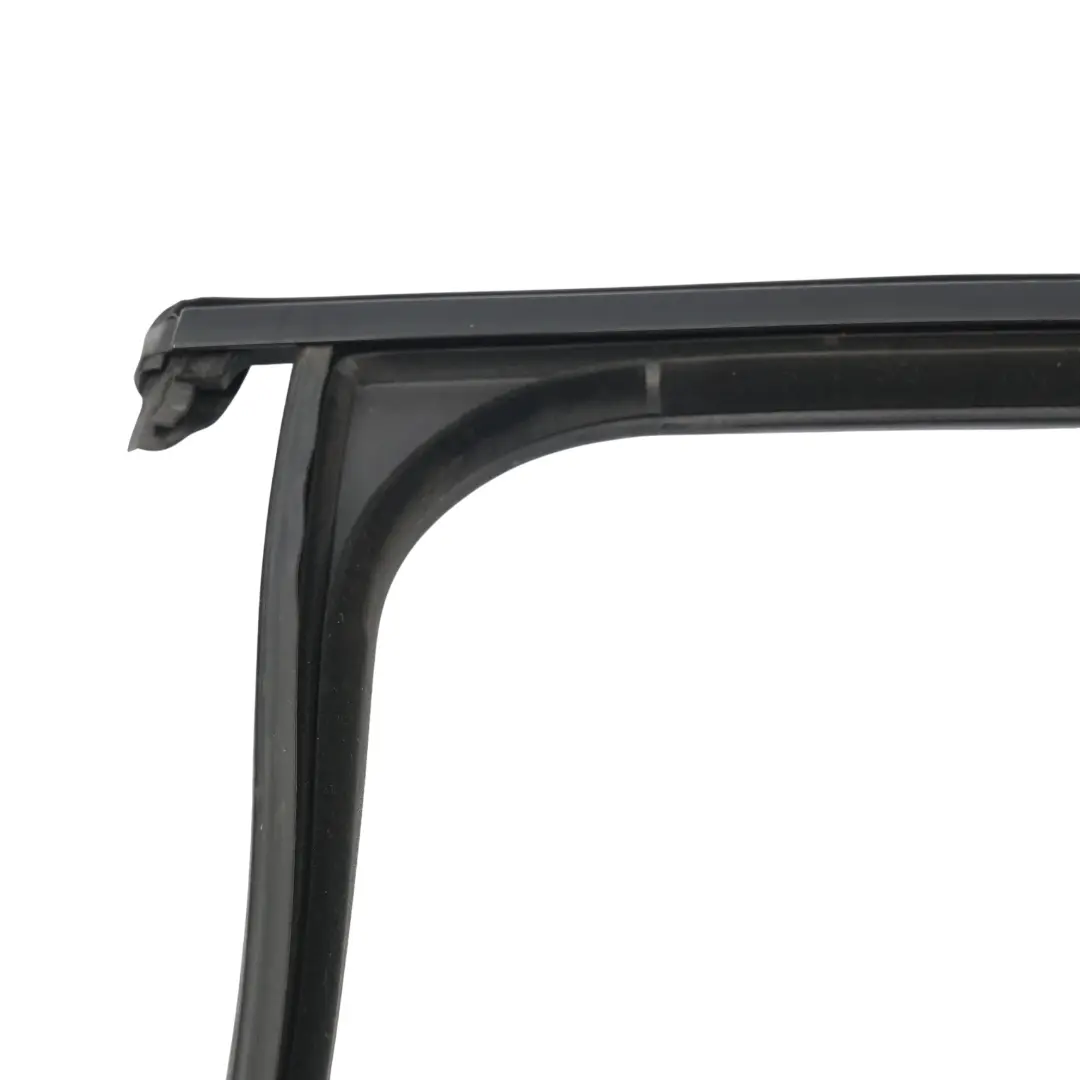 Junta De Guía De Ventana Trasera Izquierda Junta para Porsche Macan 95B con número de pieza 95B839431 Porsche Macan 95B Junta De Guía De Ventana Trasera Izquierda Junta - SKU 95B839431 - Número de pieza 95B839431