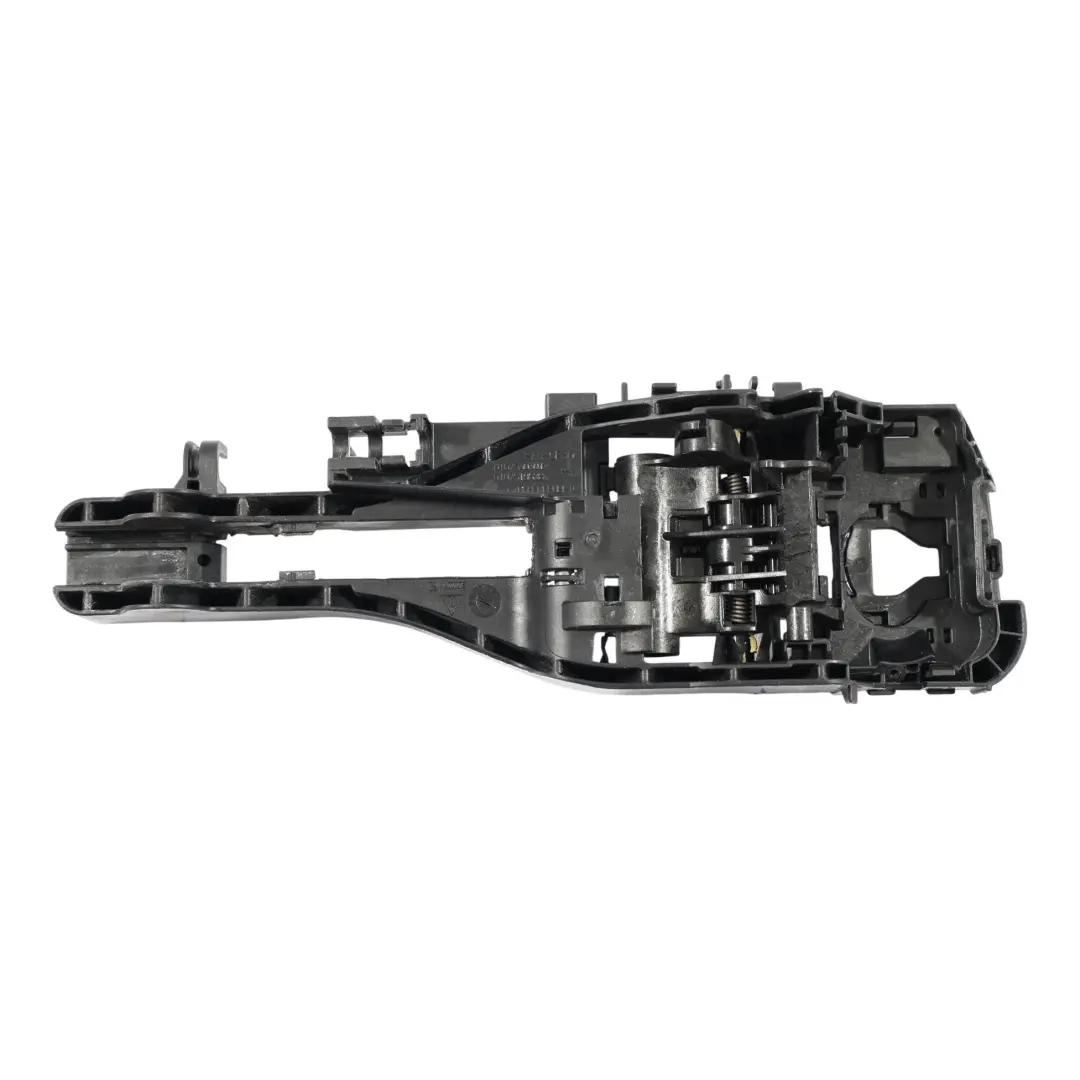 Porsche Macan 95B Support Poignée Porte Arrière Gauche Extérieur - SKU 95B839885B - Numéro de pièce 95B839885B