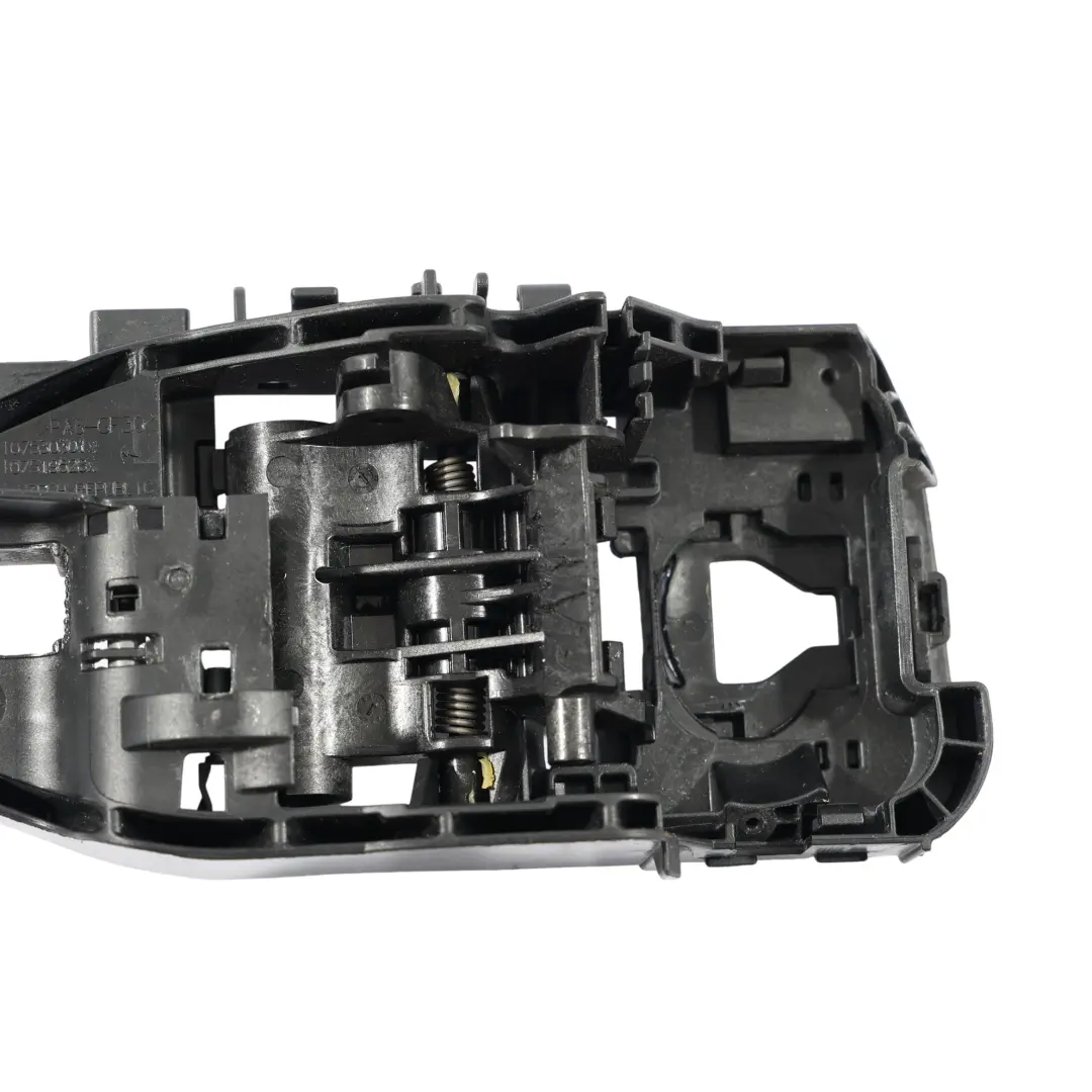 Porsche Macan 95B Maniglia Porta Staffa Esterna Posteriore Sinistra - SKU 95B839885B - Numero di parte 95B839885B