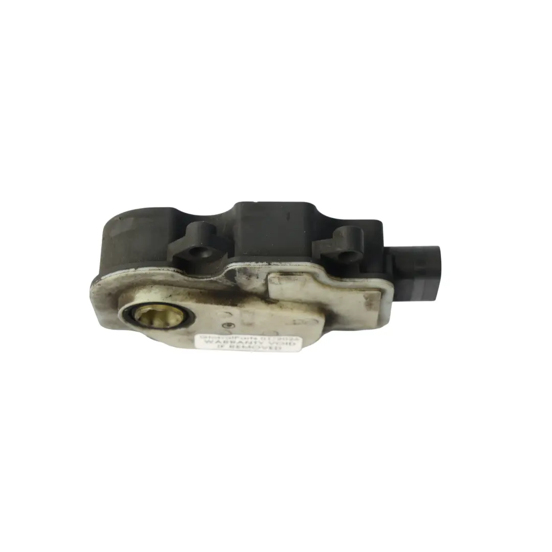 Front Grille Actuator Flap Motor Unit to Porsche Cayenne 92A with Part number 95B965501B Porsche Cayenne 92A Front Grille Actuator Flap Motor Unit - SKU 95B965501B - Part number 95B965501B