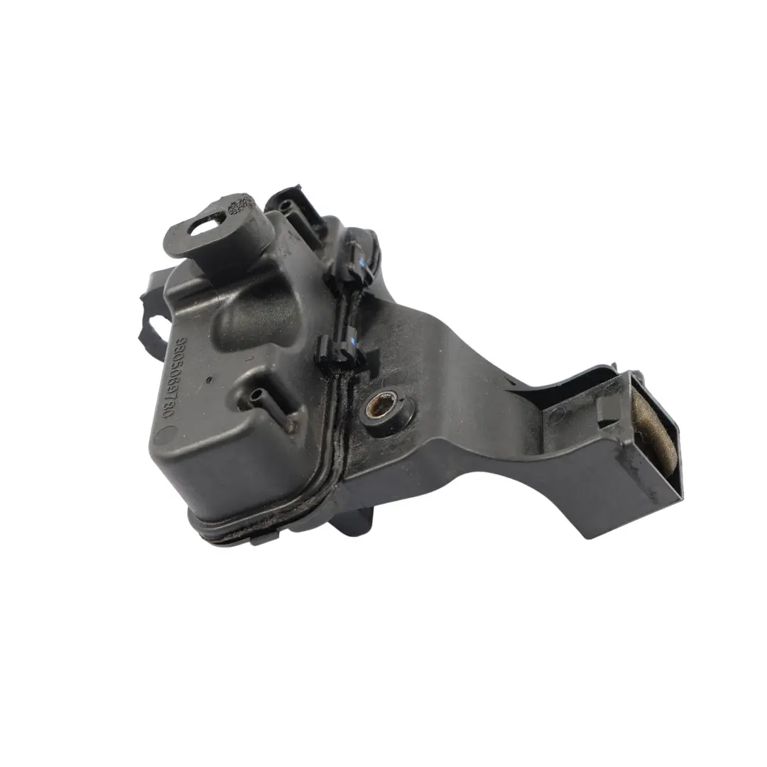 Jumper Peugeot Boxer Réservoir Sous Vide 2.2 Diesel pour Citroën à propos du numéro de pièce 9805069780 Citroën Jumper Peugeot Boxer Réservoir Sous Vide 2.2 Diesel - SKU 9805069780-1 - Numéro de pièce 9805069780