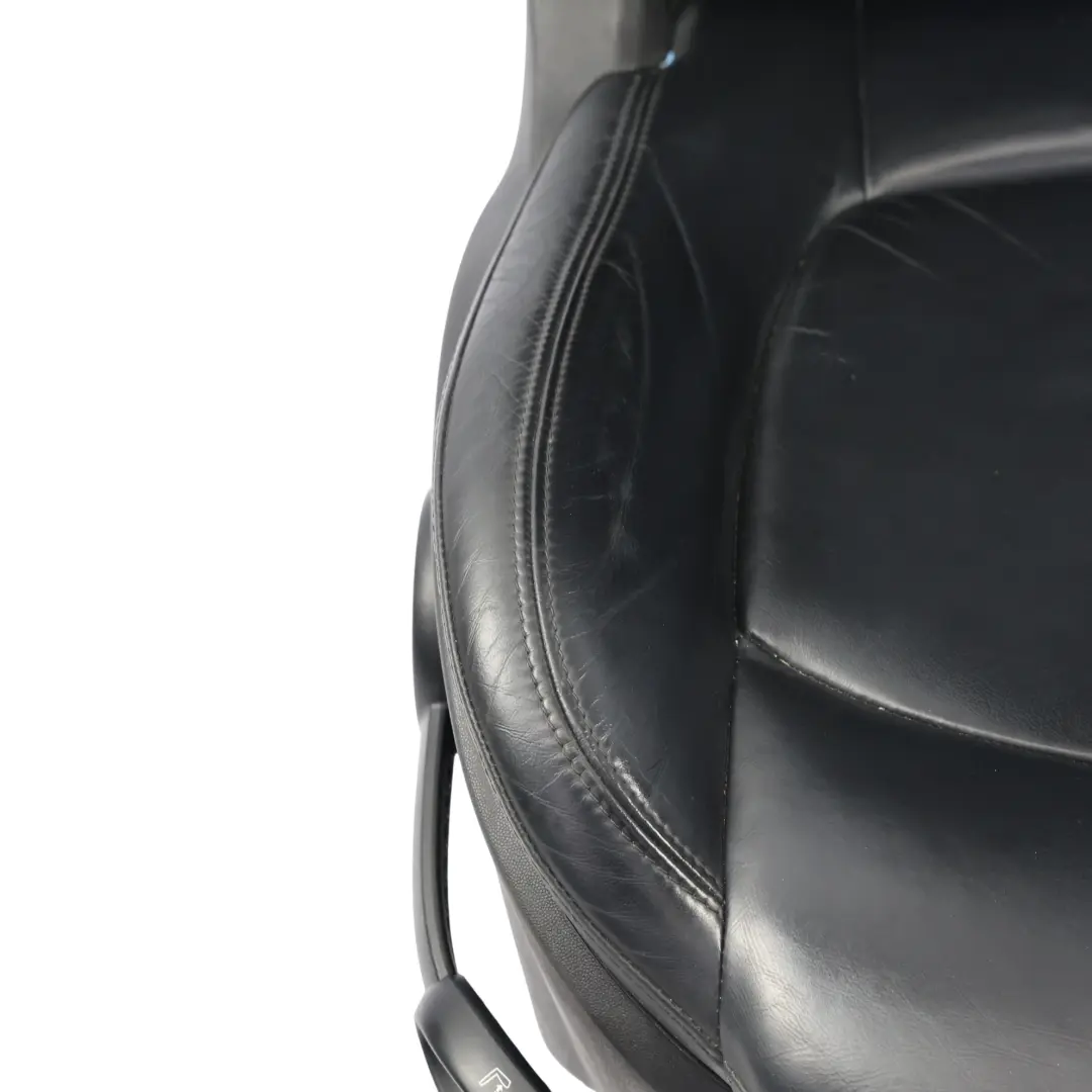 Sedile Sportivo Anteriore Destro Riscaldato Pelle Nero Carbonio per Mini Cooper R61 con numero di parte 9809938 Mini Cooper R61 Sedile Sportivo Anteriore Destro Riscaldato Pelle Nero Carbonio - SKU 9809938-1 - Numero di parte 9809938