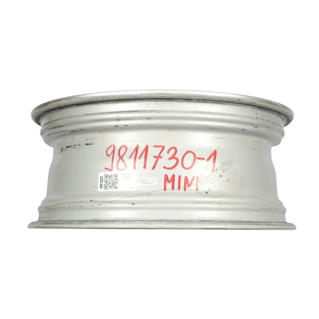 Felga Aluminiowa Srebrna 17" 7J ET:50 141 do Mini R60 R61 o numerze 9811730 Mini R60 R61 Felga Aluminiowa Srebrna 17" 7J ET:50 141 - SKU 9811730-1 - Numer Części 9811730