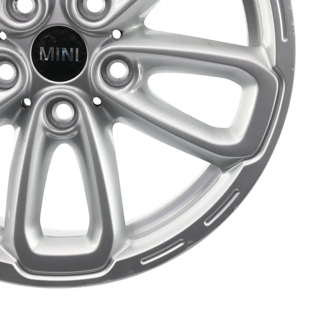 Cerchio In Lega 17" 7J Et:50 Triangolo Raggi 141 per Mini R60 R61 Silver con numero di parte 9811730 Mini R60 R61 Silver Cerchio In Lega 17" 7J Et:50 Triangolo Raggi 141 - SKU 9811730-1 - Numero di parte 9811730