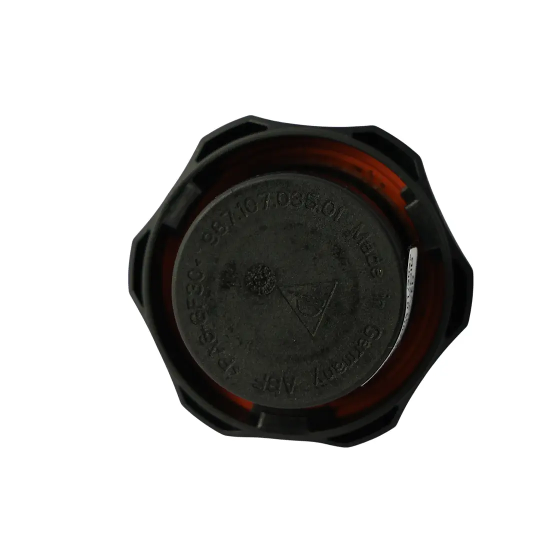 Porsche Cayman 987C Motor Öl Einfüll Deckel Schraube - SKU 98710703501 - Teilenummer 98710703501