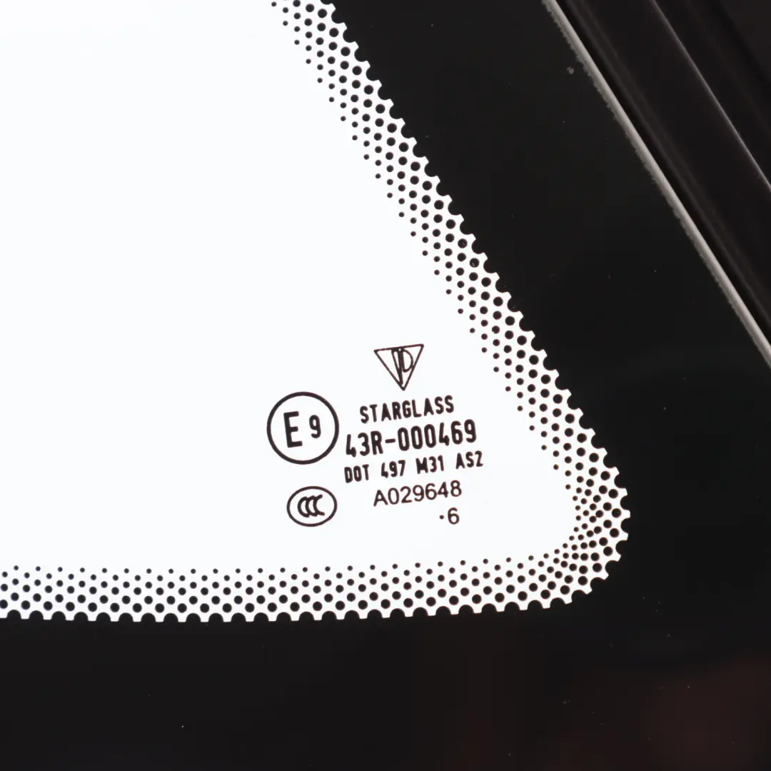 Porsche Cayman 987C Szyba Boczna Karoseryjna Trójkąt Tył Prawa - SKU 98754311200 - Numer Części 98754311200