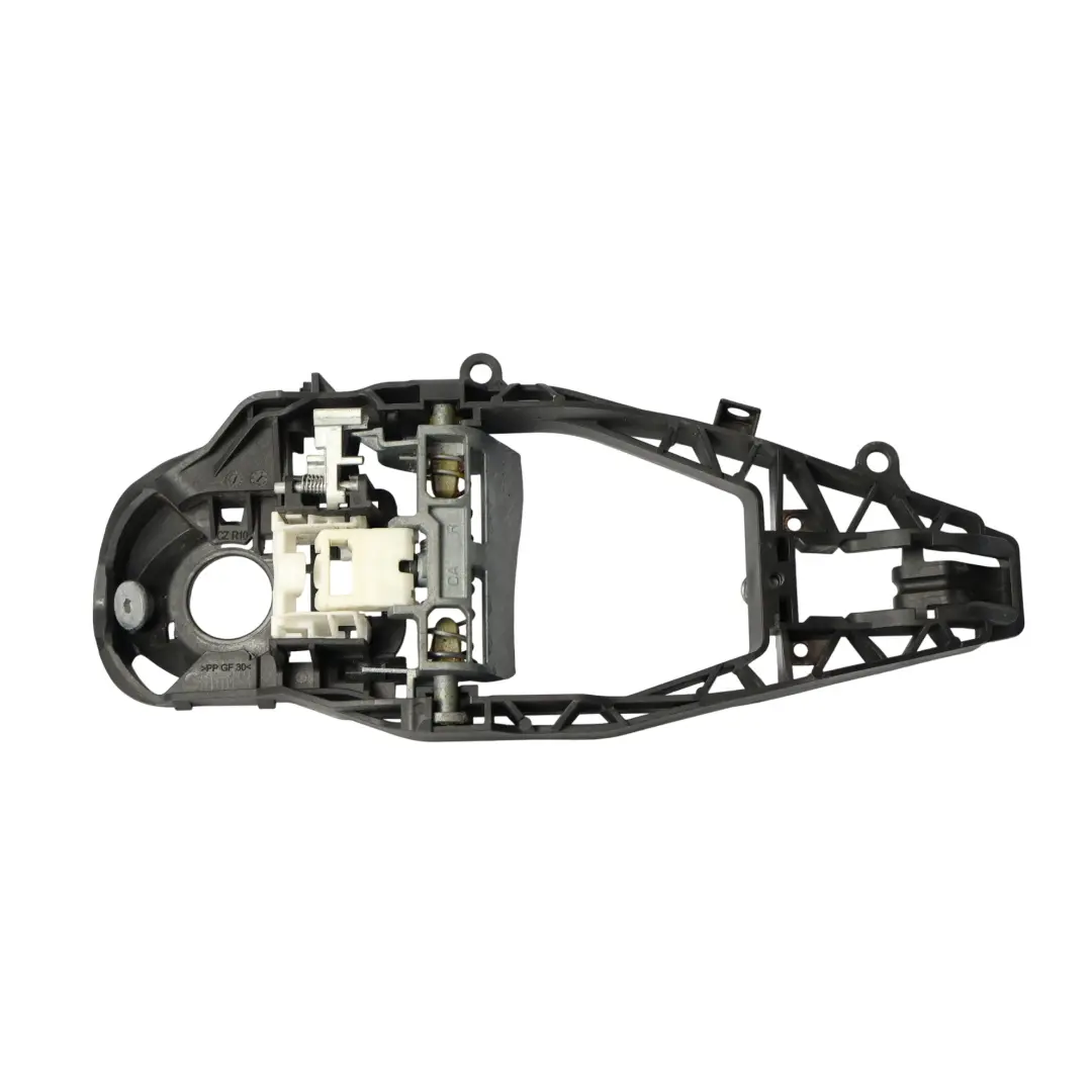 Outside Door Handle Carrier Bracket Front Right O/S to BMW X3 G01 X7 G07 with Part number 9881776 BMW X3 G01 X7 G07 Outside Door Handle Carrier Bracket Front Right O/S - SKU 9881776-1 - Part number 9881776