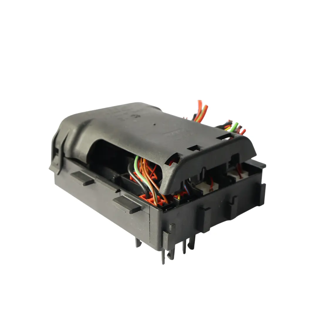 987C Modulo Elettrico Fusibili Scatola Controllo Relè per Porsche Cayman con numero di parte 99761011001 Porsche Cayman 987C Modulo Elettrico Fusibili Scatola Controllo Relè - SKU 99761011001 - Numero di parte 99761011001