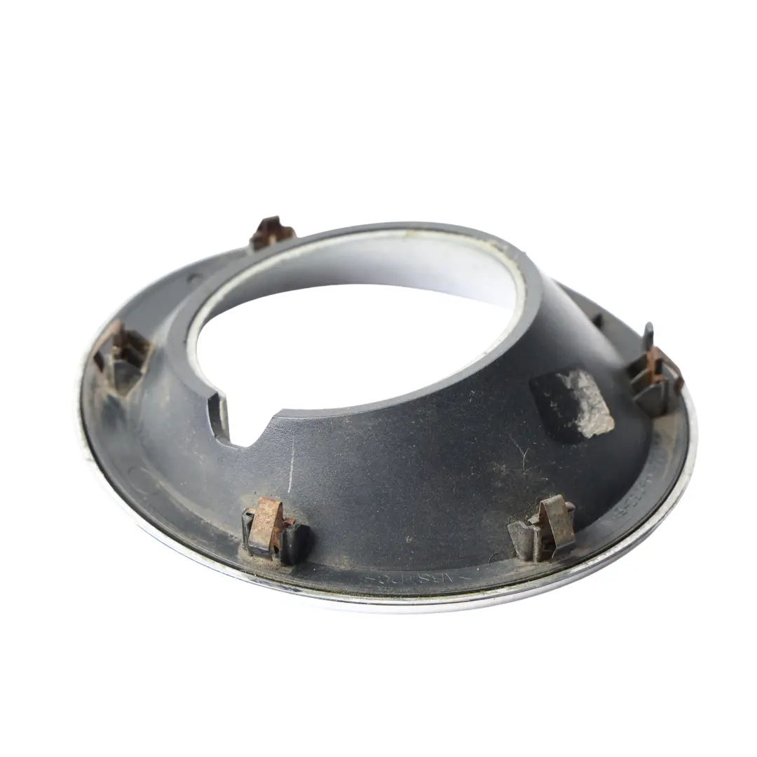 Land Rover L319 Cache De Feu Antibrouillard Avant Droit - SKU 9H22-046C32-B - Numéro de pièce 9H22-046C32-B