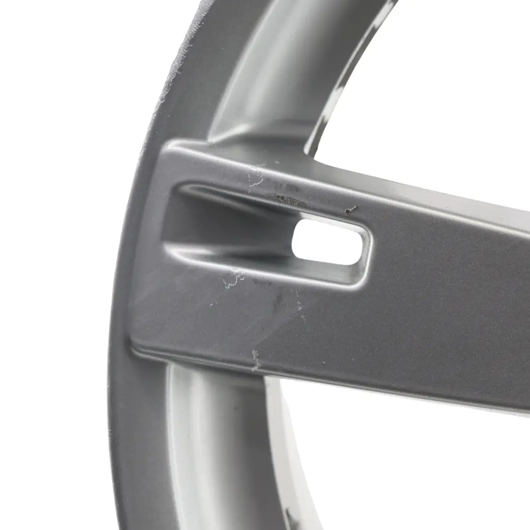 Cerchio Lega Argento 19" 8J ET:53 per Land Rover Discovery 3 con numero di parte 9H22-1007-AA Land Rover Discovery 3 Cerchio Lega Argento 19" 8J ET:53 - SKU 9H22-1007-AA-2 - Numero di parte 9H22-1007-AA