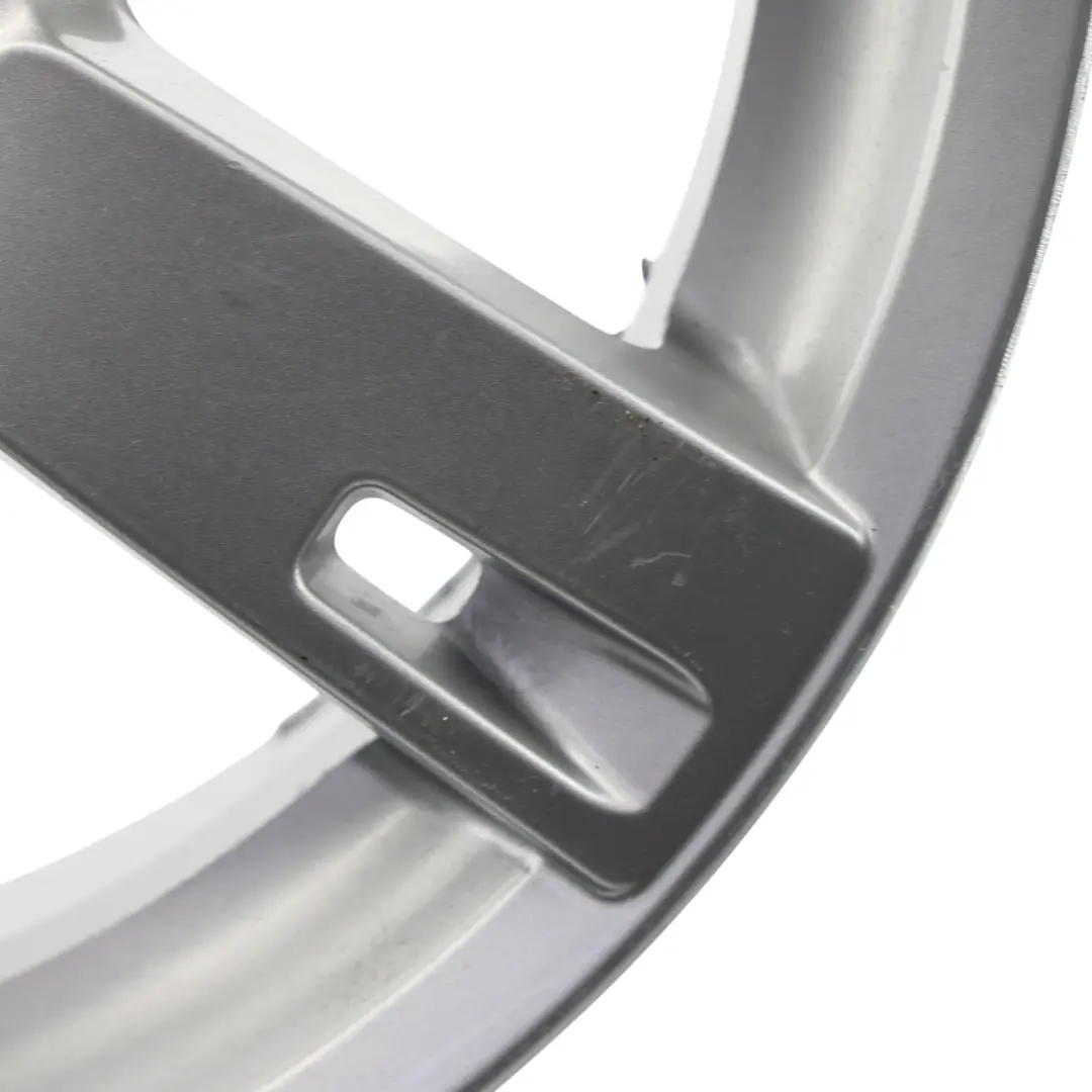 Cerchio Lega Argento 19" 8J ET:53 per Land Rover Discovery 3 con numero di parte 9H22-1007-AA Land Rover Discovery 3 Cerchio Lega Argento 19" 8J ET:53 - SKU 9H22-1007-AA-2 - Numero di parte 9H22-1007-AA