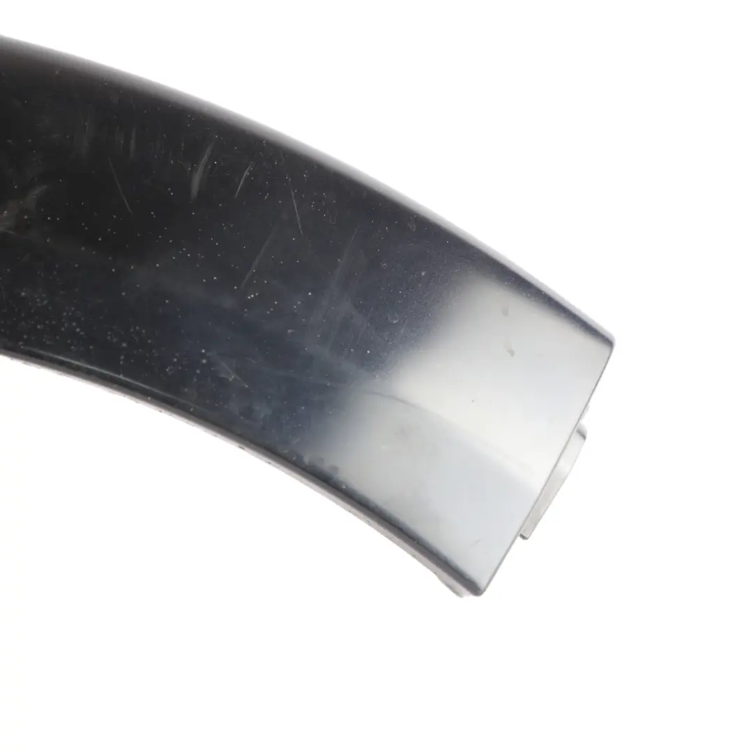 Arch Cover Trim Right O/S to Land Rover Discovery 3 L319 Rear Wheel with Part number 9H22-29148-AW Land Rover Discovery 3 L319 Rear Wheel Arch Cover Trim Right O/S - SKU 9H22-29148-AW-BUB - Part number 9H22-29148-AW