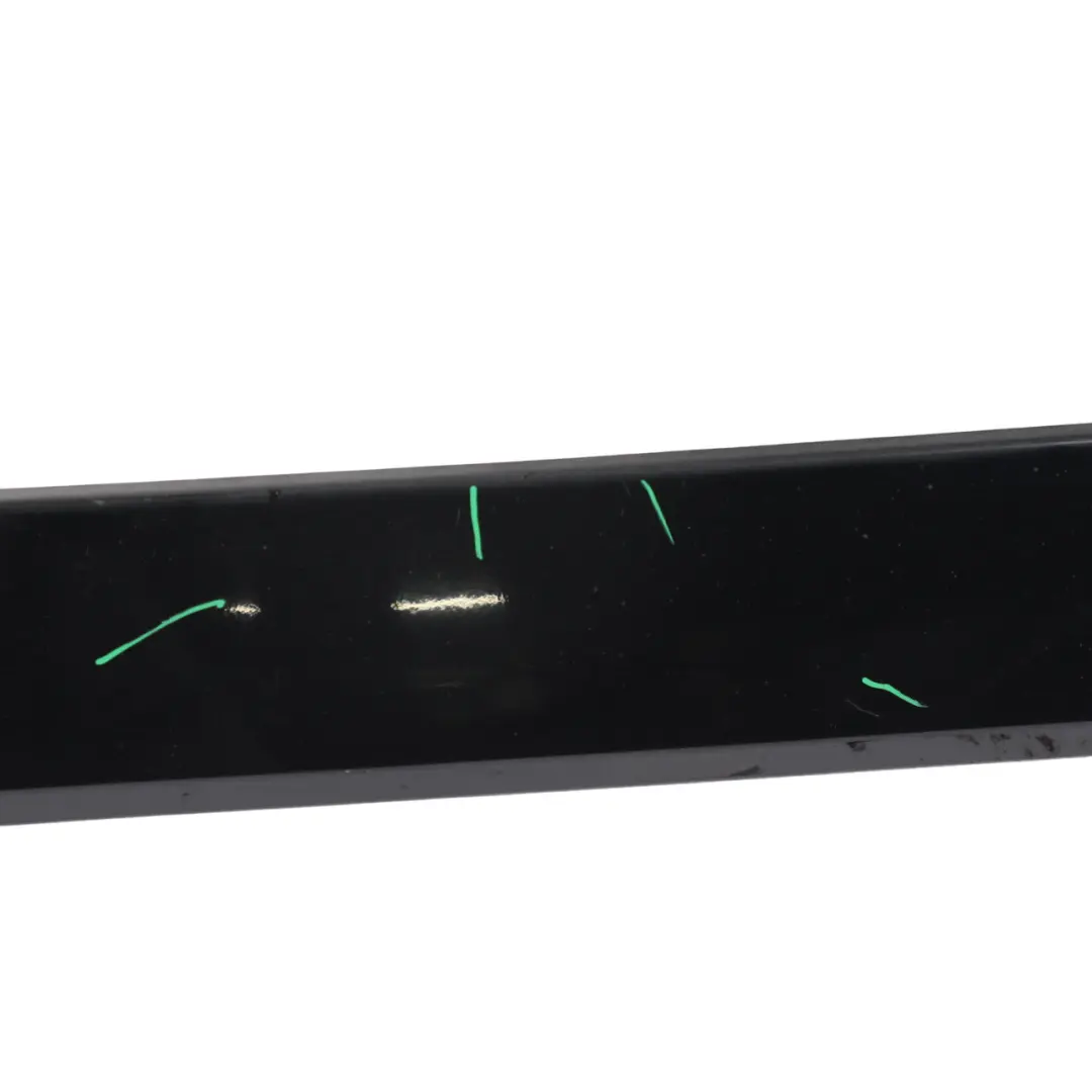 Mk3 L319 Rear Tailgate Trim Strip Cover Black to Land Rover Discovery with Part number 9H22-40706A-BUB Land Rover Discovery Mk3 L319 Rear Tailgate Trim Strip Cover Black - SKU 9H22-40706A - Part number 9H22-40706A-BUB