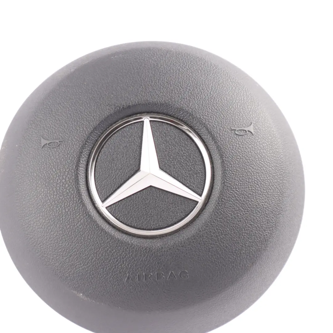 Driver Steering Wheel Air Module Unit to Mercedes W205 with Part number A0008606400 Mercedes W205 Driver Steering Wheel Air Module Unit - SKU A0008606400 - Part number A0008606400