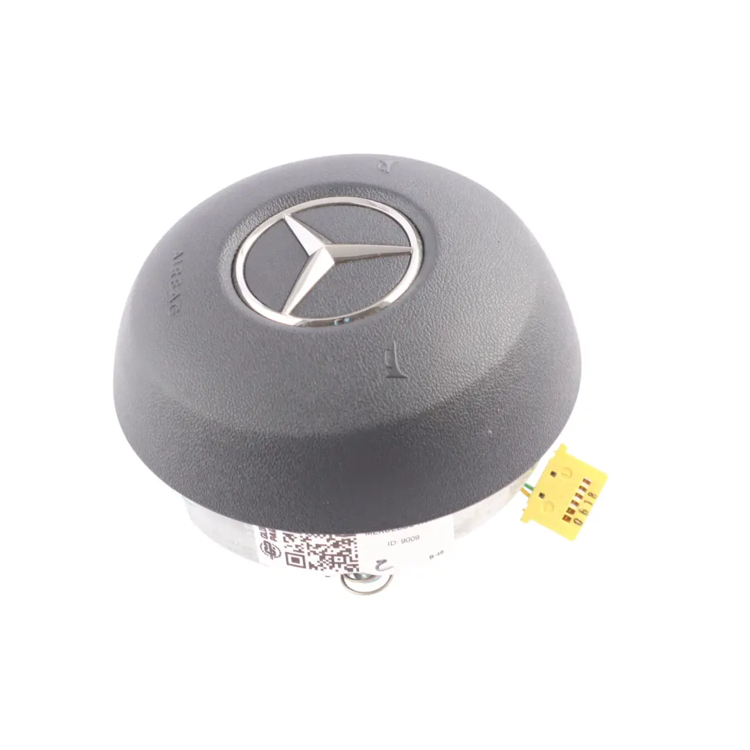 Driver Steering Wheel Air Module Unit to Mercedes W205 with Part number A0008606400 Mercedes W205 Driver Steering Wheel Air Module Unit - SKU A0008606400 - Part number A0008606400