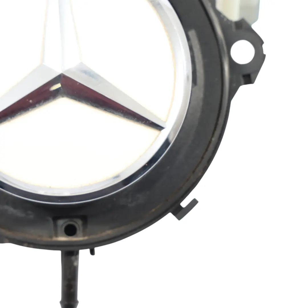 Mercedes GLC C253 Klamka Klapy Tył Tylnej Emblemat Biały - 799 - SKU A0997500300-DMW - Numer Części A0997500300