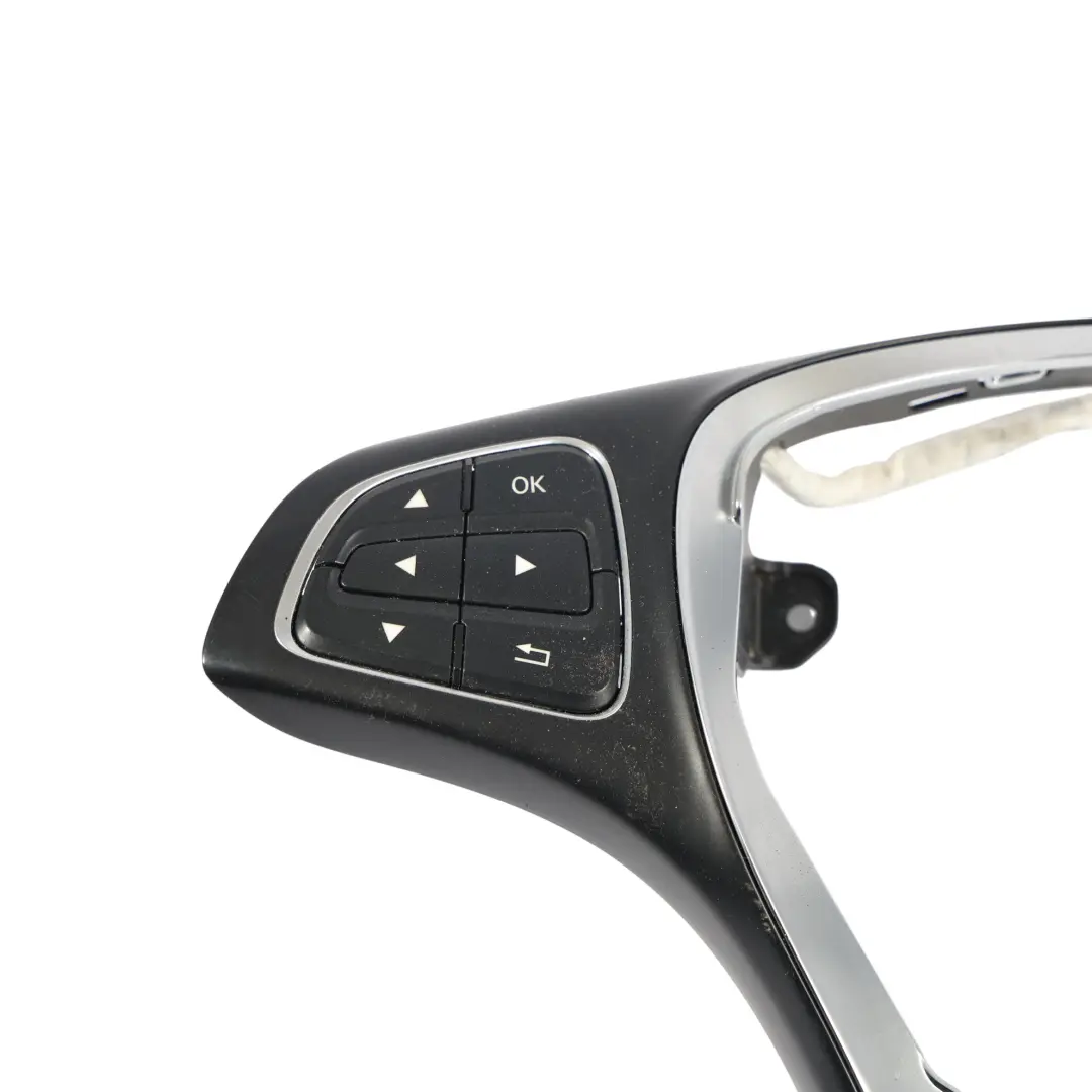 Lenk Rad Schalter Multifunktions Taste Rahmen für Mercedes W176 W246 mit Teilenummer A0999050700 Mercedes W176 W246 Lenk Rad Schalter Multifunktions Taste Rahmen - SKU A0999050700-4 - Teilenummer A0999050700