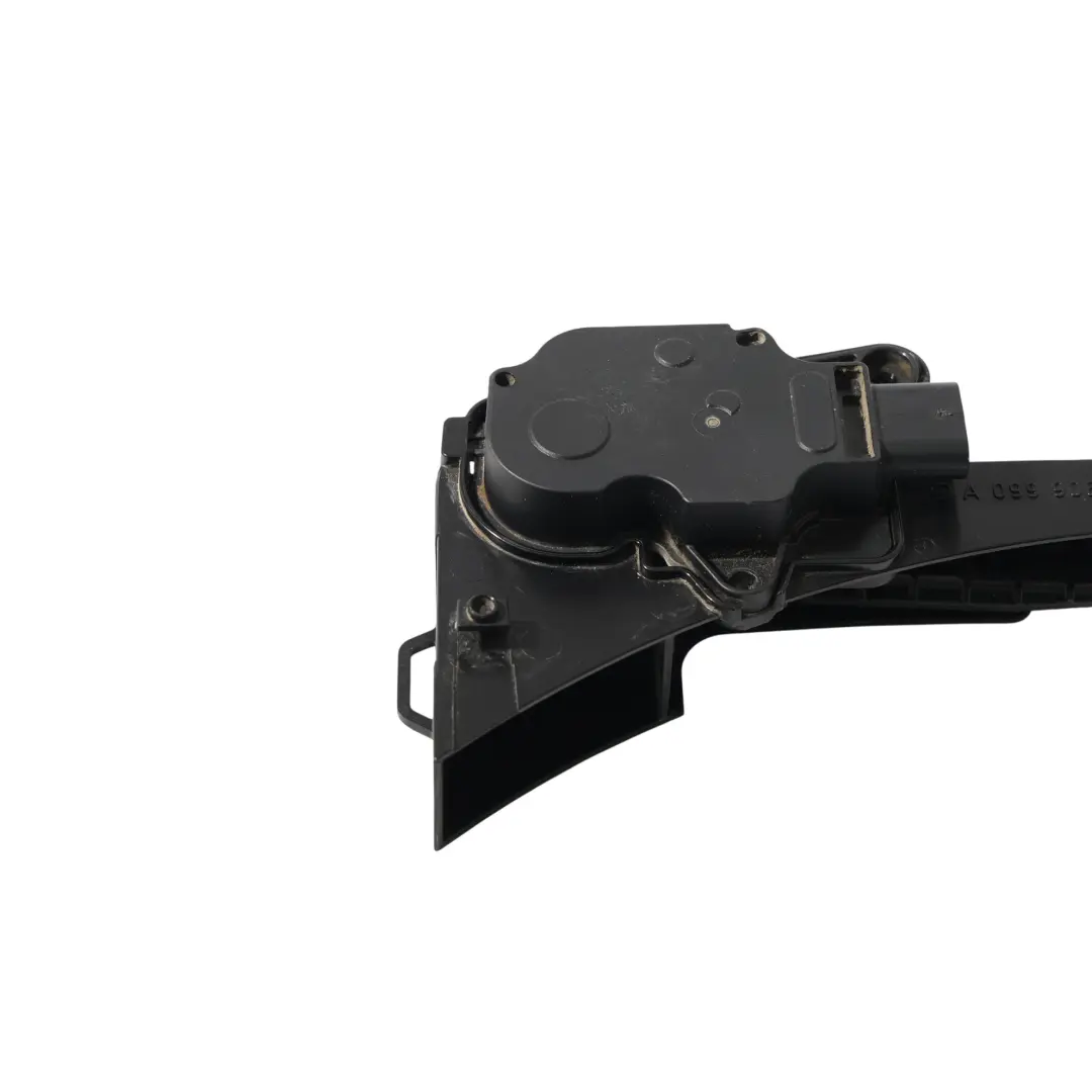 Refrigeración Radiador Ventilador Actuador Parte Socket para Mercedes W205 Motor con número de pieza A0999063500 Mercedes W205 Motor Refrigeración Radiador Ventilador Actuador Parte Socket - SKU A0999063500-1 - Número de pieza A0999063500