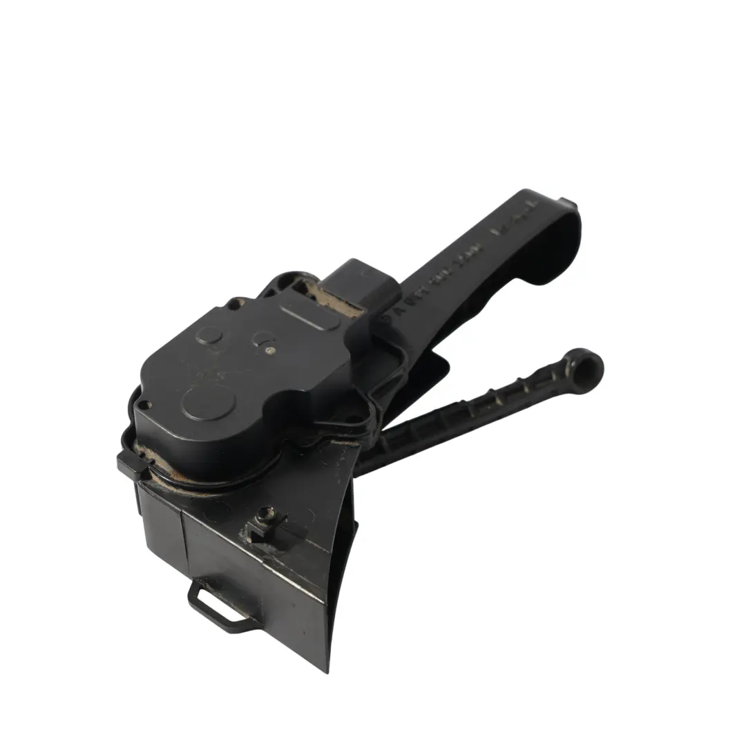 Douille Actionneur Ventilateur Radiateur Refroidissement Moteur pour Mercedes W205 à propos du numéro de pièce A0999063500 Mercedes W205 Douille Actionneur Ventilateur Radiateur Refroidissement Moteur - SKU A0999063500-1 - Numéro de pièce A0999063500