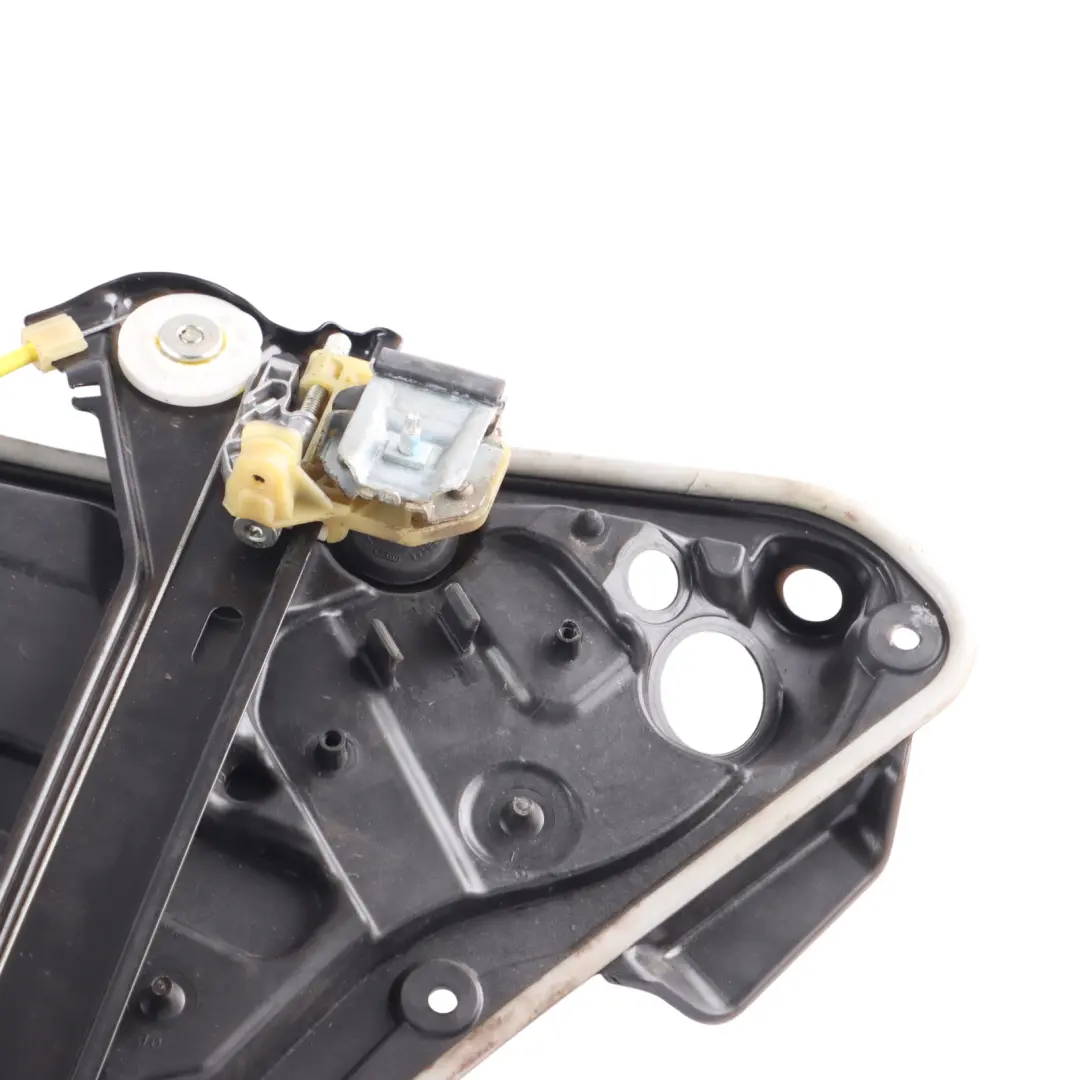 Mercedes CLA C117 Podnośnik Szyby Tył Lewy Regulator Silnik - SKU A1177302500 - Numer Części A1177302500