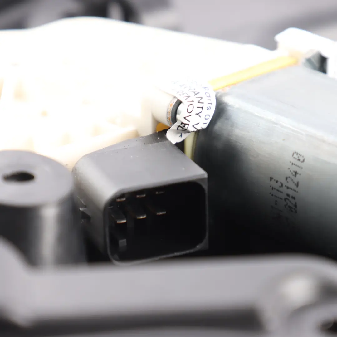 WIndow Lifter Rear Left N/S Regulator Motor to Mercedes CLA C117 with Part number A1177302500 Mercedes CLA C117 WIndow Lifter Rear Left N/S Regulator Motor - SKU A1177302500 - Part number A1177302500