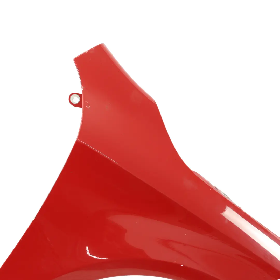 Pannello Laterale Anteriore Destro Parafango Jupiter Red Rosso 589 per Mercedes C117 con numero di parte A1178810201 Mercedes C117 Pannello Laterale Anteriore Destro Parafango Jupiter Red Rosso 589 - SKU A1178810201-JUR - Numero di parte A1178810201