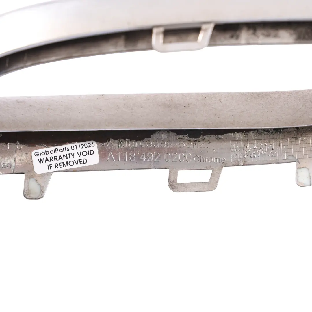 Mercedes CLA C118 Hintere Stoßstange Auspuff Abdeckung Rechts - SKU A1184920200 - Teilenummer A1184920200