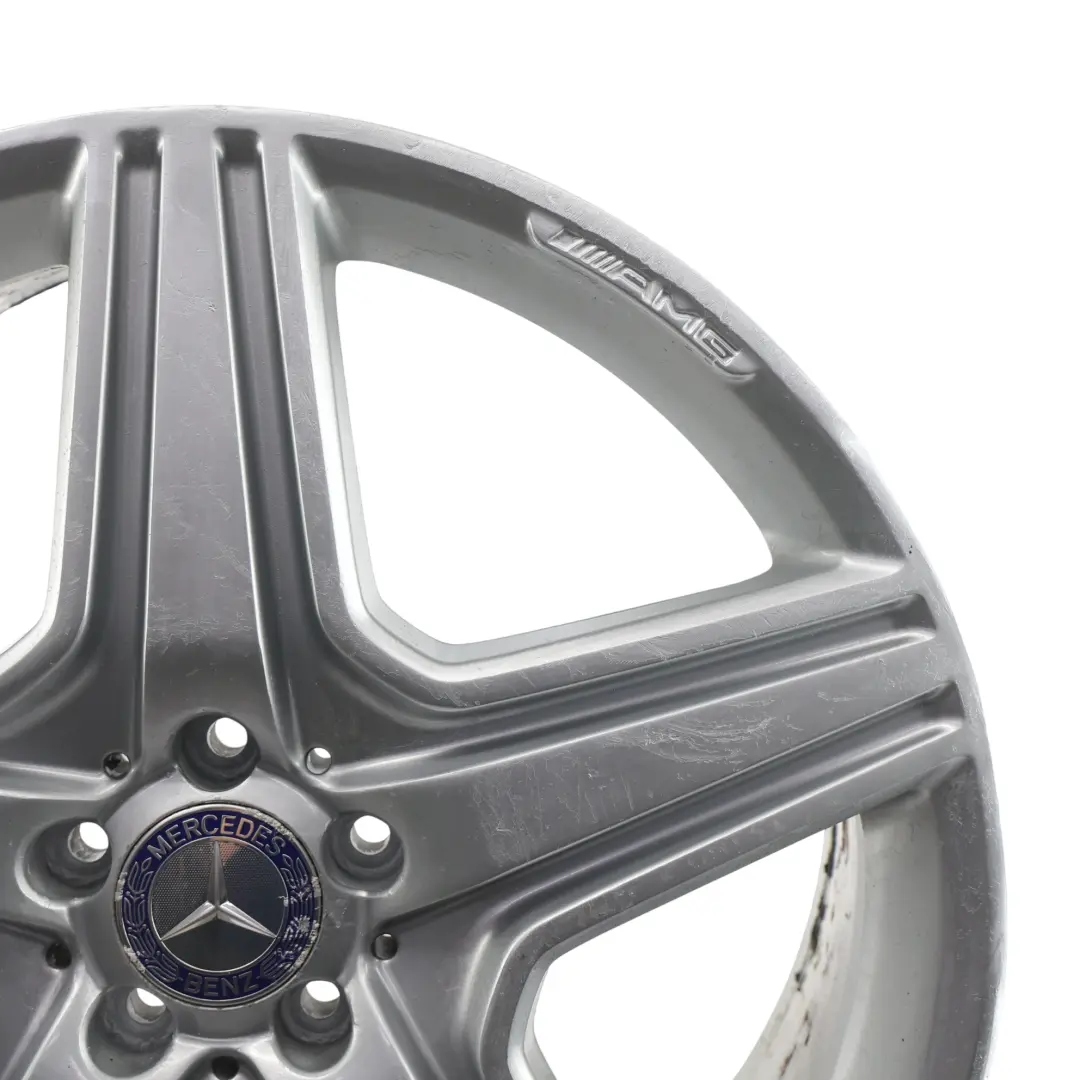 Srebrna Felga Aluminiowa Przód 21" 9J ET60 do Mercedes ML W164 AMG o numerze A1644015202 Mercedes ML W164 AMG Srebrna Felga Aluminiowa Przód 21" 9J ET60 - SKU A1644015202-1 - Numer Części A1644015202