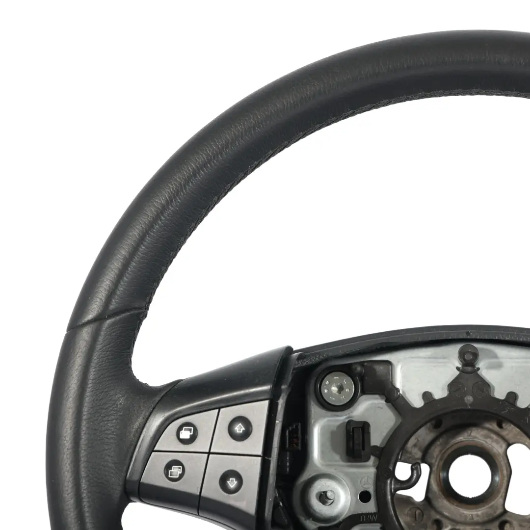  Mercedes-Benz B-Class W245 Lenkrad Schwarz Leder mit Schwarz Fäden Multifunktion - SKU A1644601403 - Teilenummer A1644601403