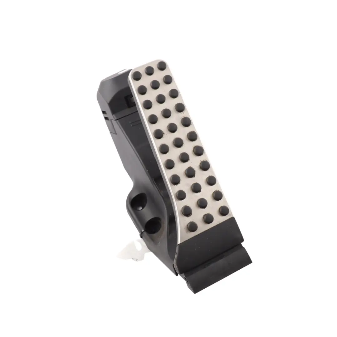 W167 W205 W213 Throttle Gas Acceleration Pedal to Mercedes with Part number A1673000500 Mercedes W167 W205 W213 Throttle Gas Acceleration Pedal - SKU A1673000500 - Part number A1673000500